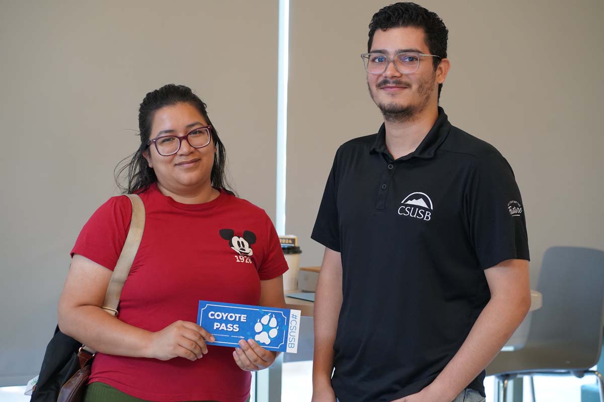 CHC Students at CSUSB Admit Day with mascots