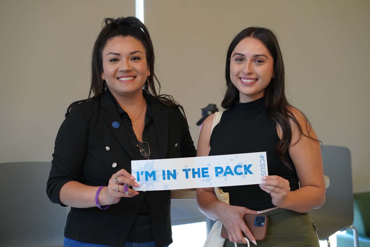 CHC Students at CSUSB Admit Day with mascots