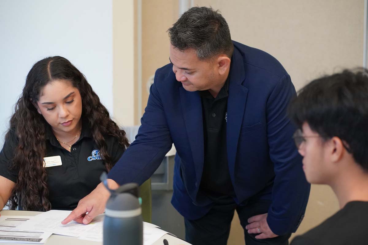 CHC Students at CSUSB Admit Day with mascots