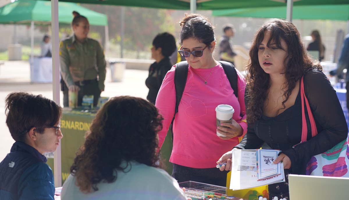 Students at the CHC Career Fair.