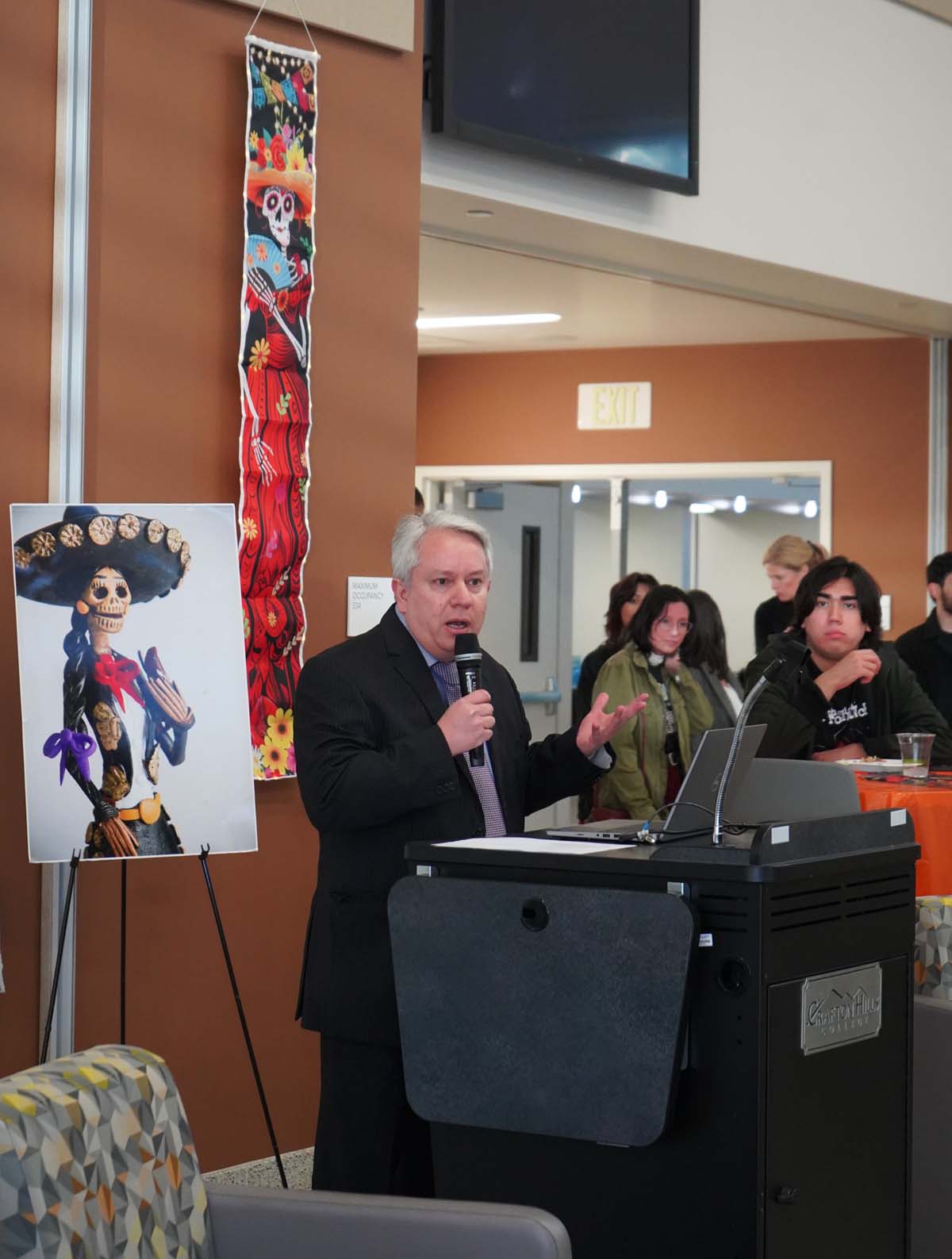 Attendee at Dia de los Muertos event at CHC.