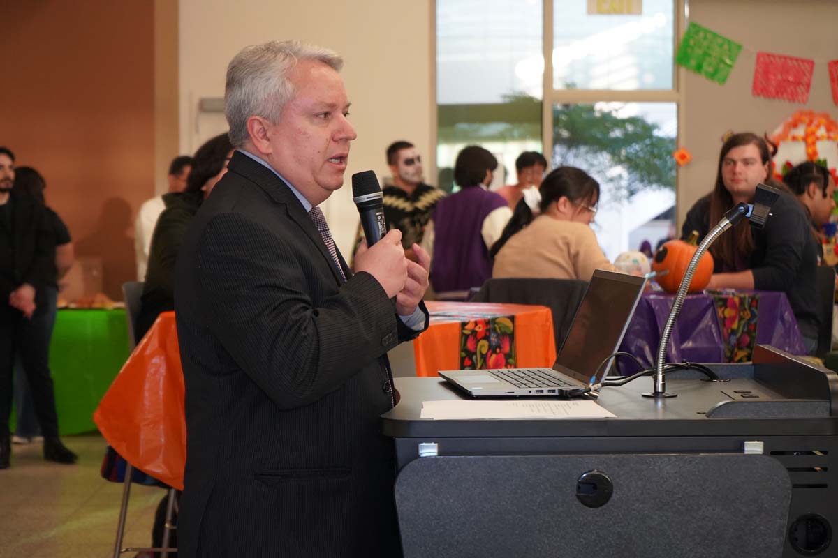 Attendee at Dia de los Muertos event at CHC.