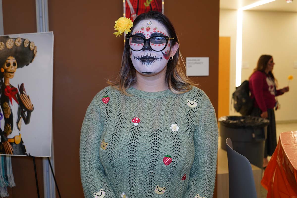 Attendee at Dia de los Muertos event at CHC.