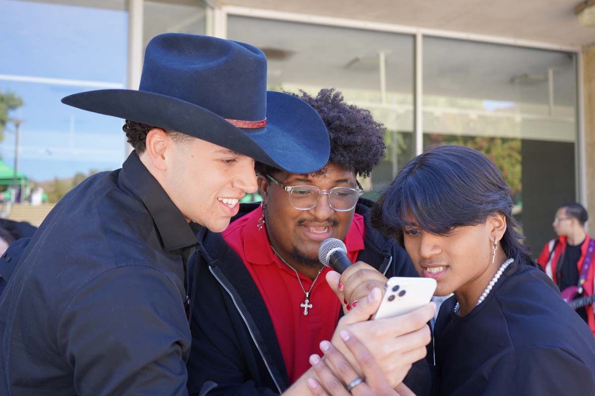 Students in costume at Halloween-themed Club Rush.