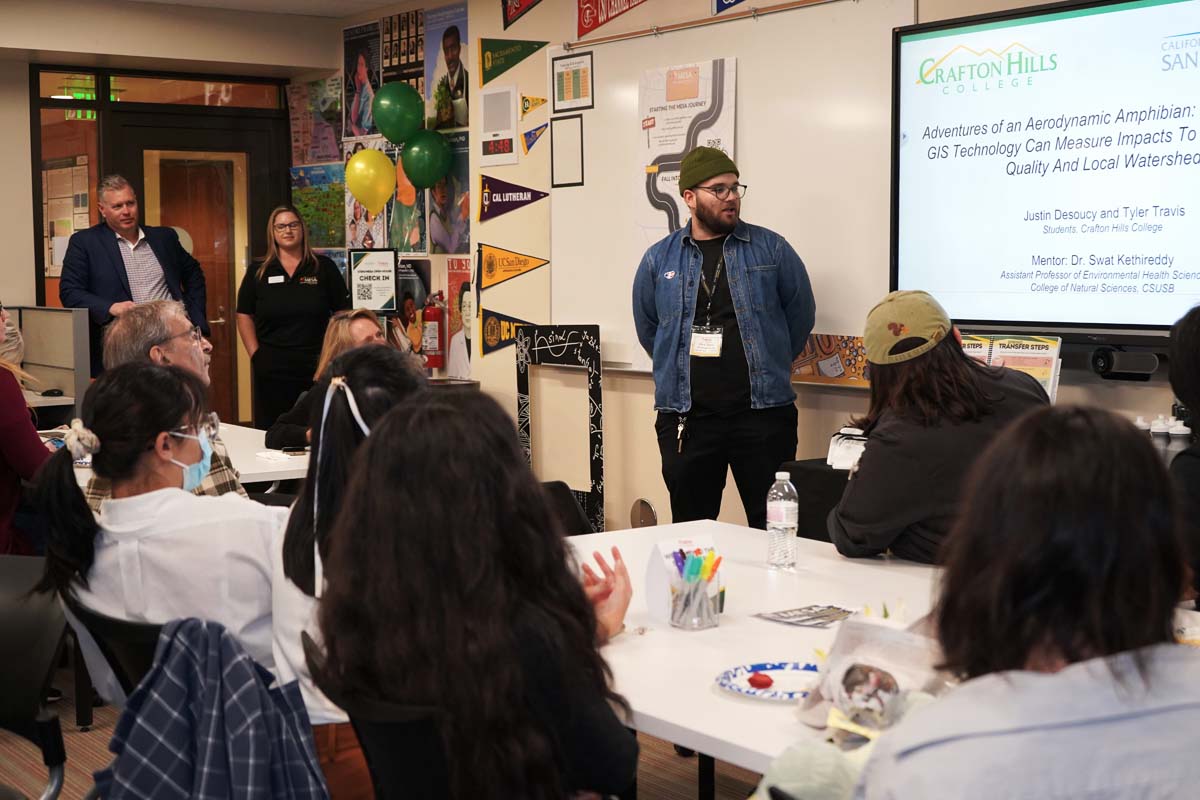 Students at the STEM/MESA Open House.