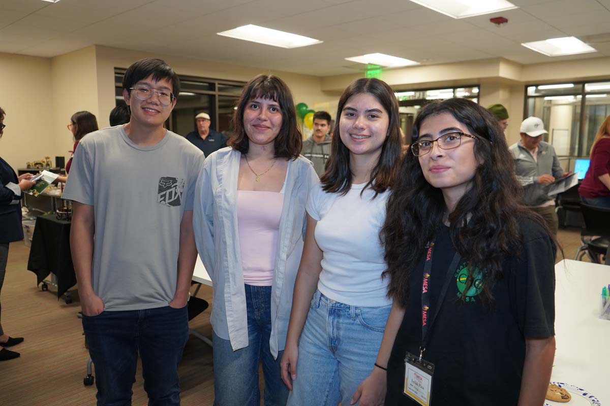 Students at the STEM/MESA Open House.