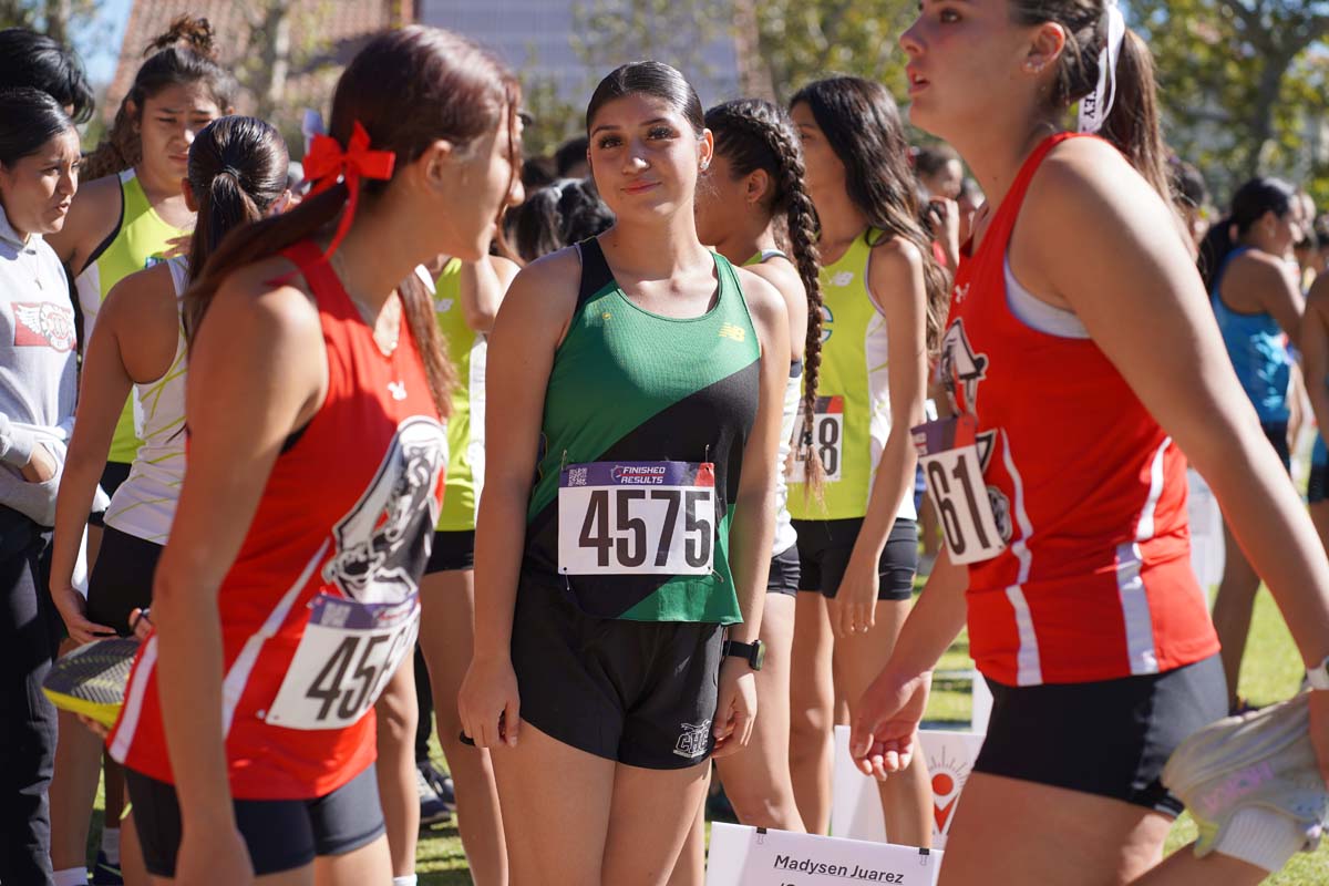 CHC students compete at Cross Country Regionals.