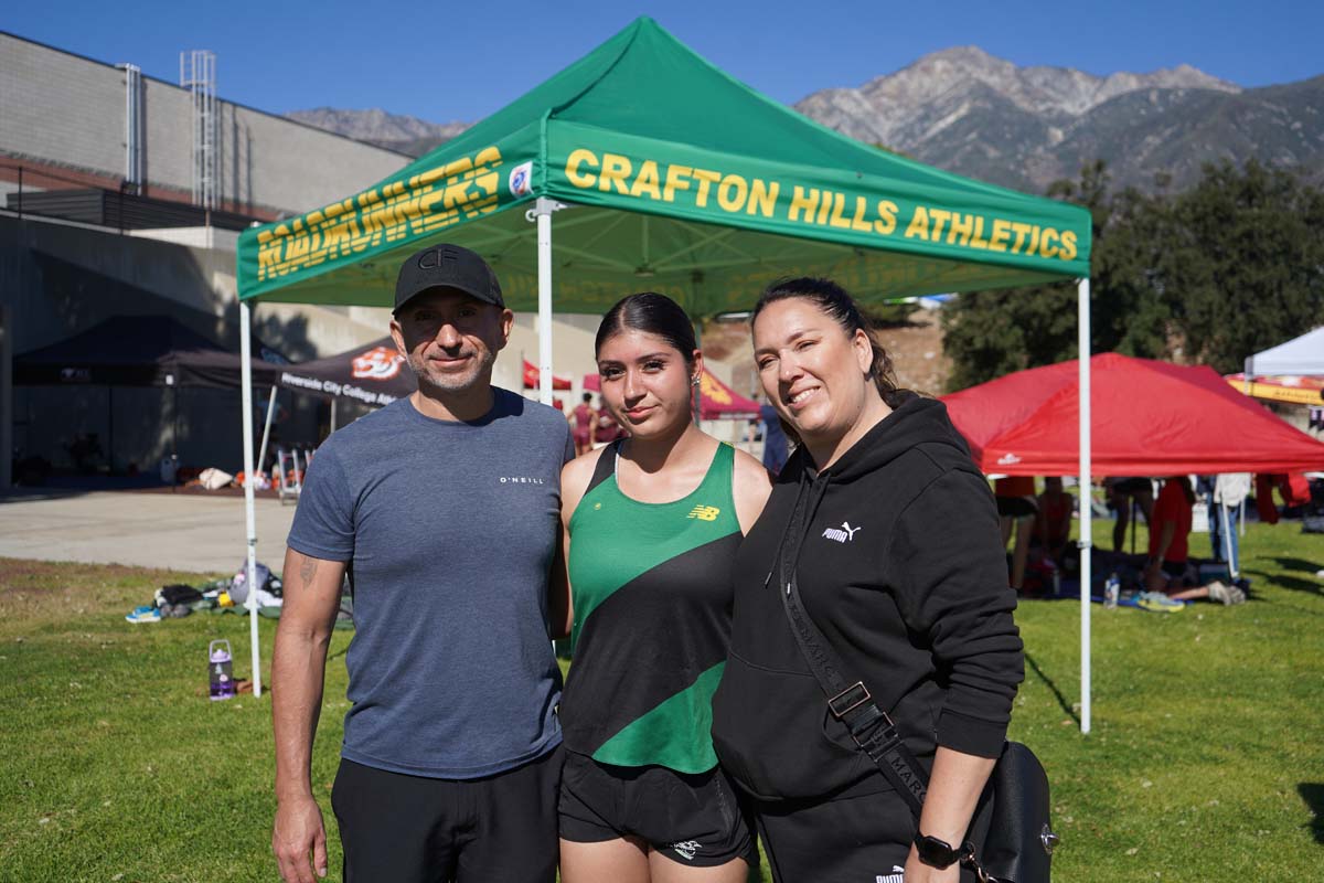 CHC students compete at Cross Country Regionals.