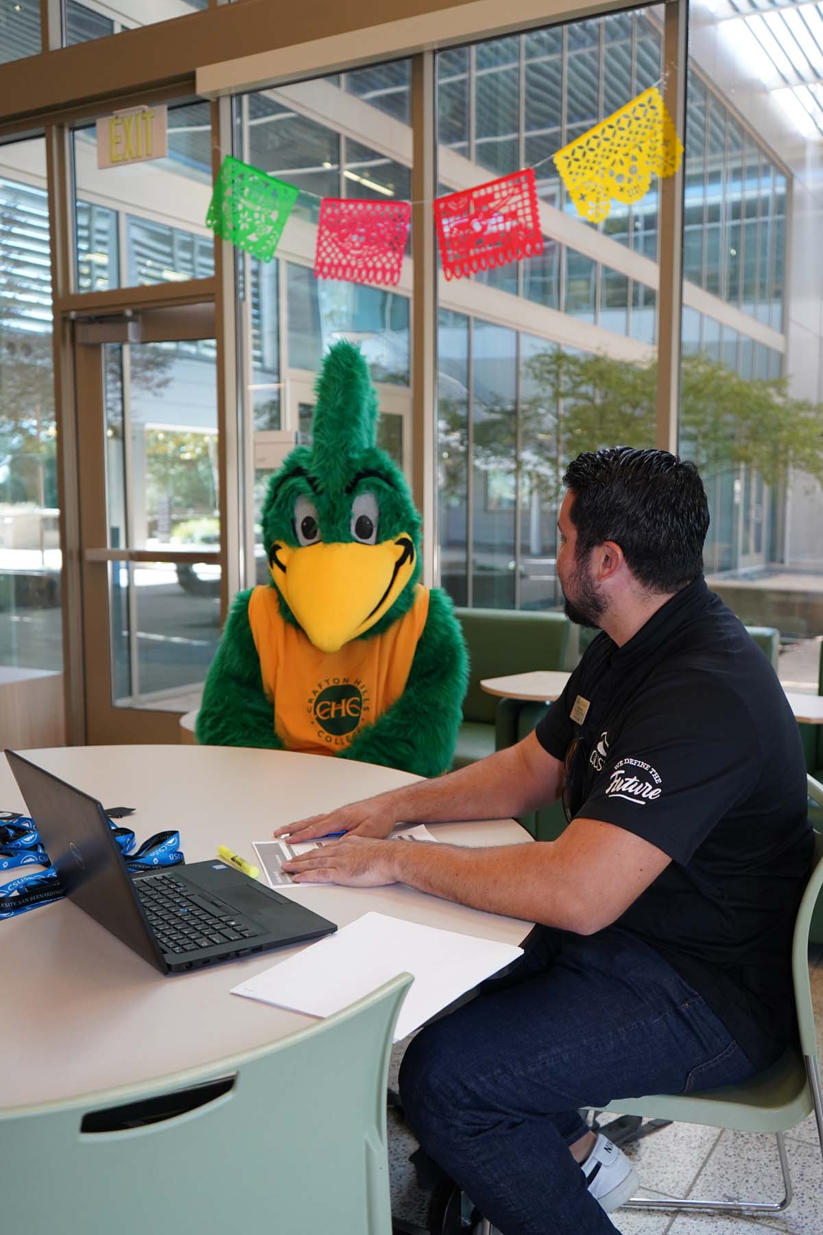 CHC students met with CSUSB advisors for instant admit day.