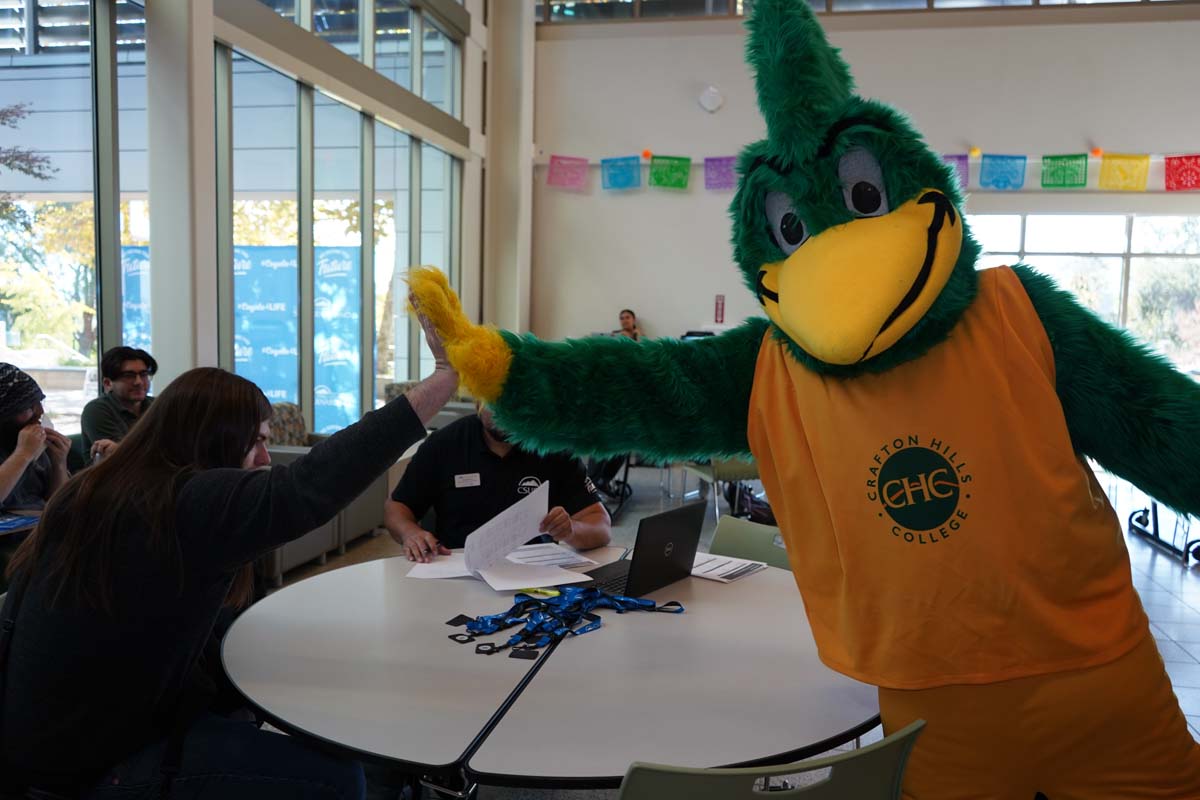 CHC students met with CSUSB advisors for instant admit day.