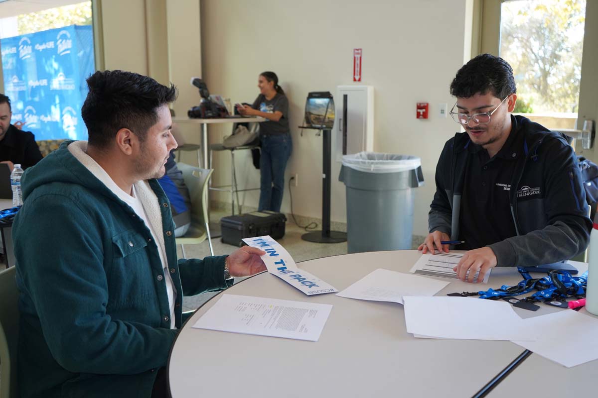 CHC students met with CSUSB advisors for instant admit day.