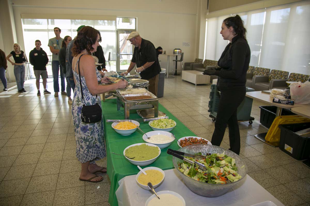 Students attend CHC Honors Luncheon.