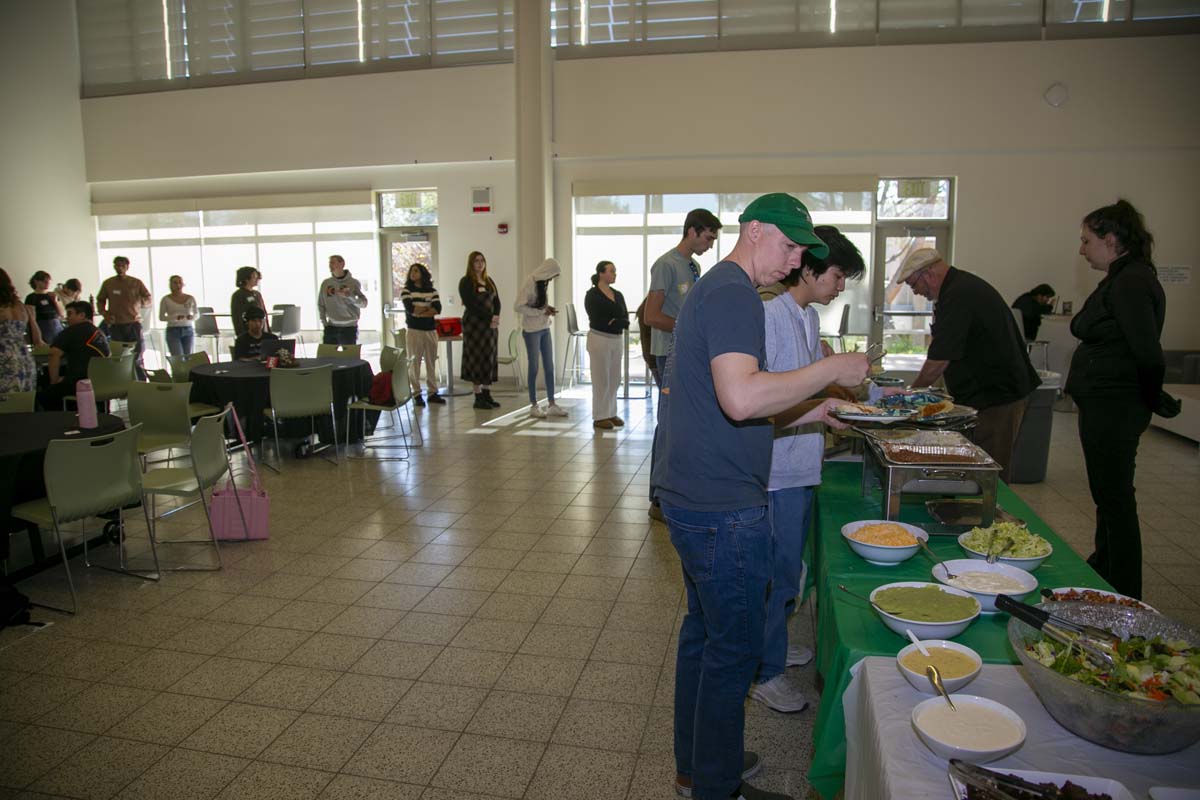 Students attend CHC Honors Luncheon.