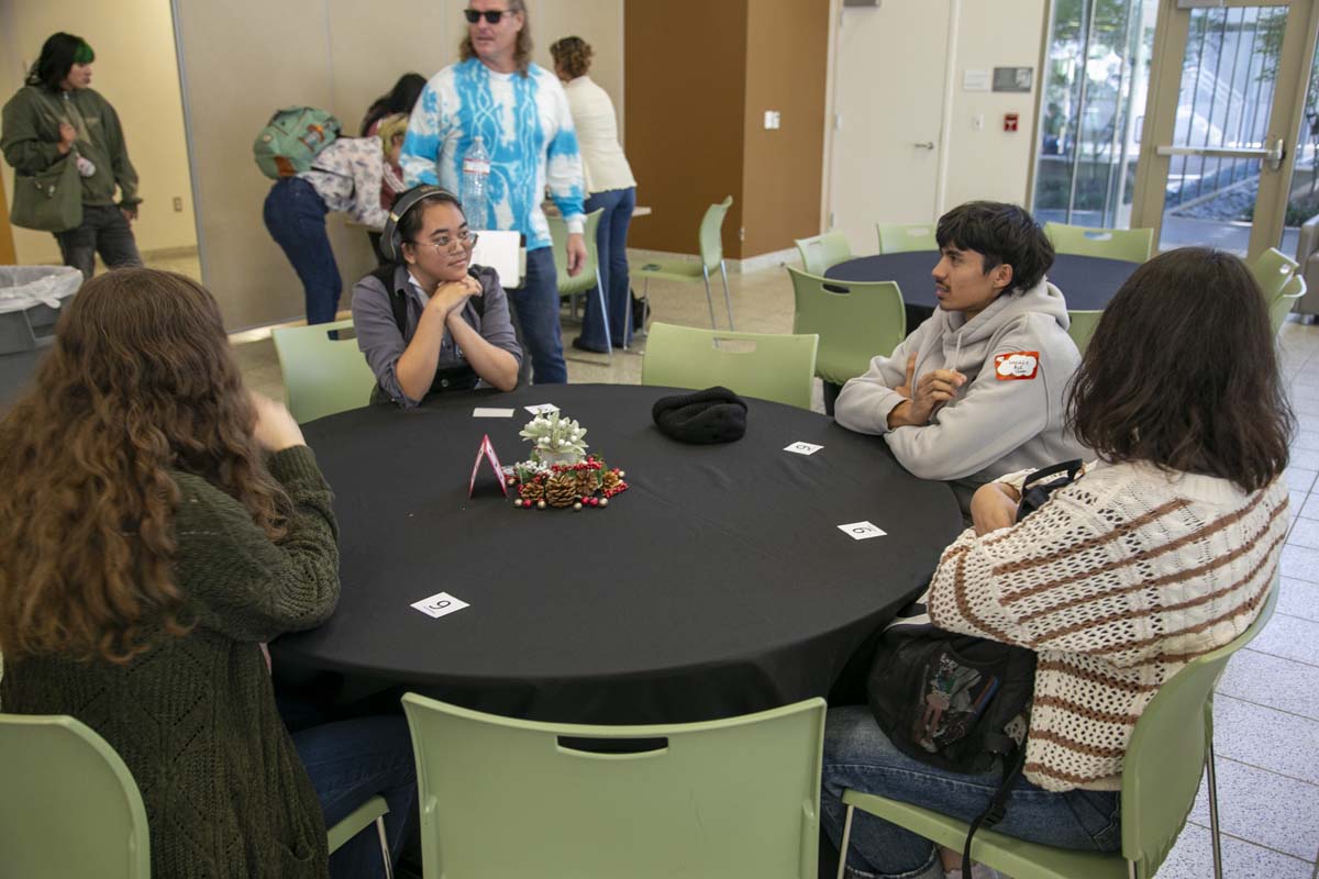 Students attend CHC Honors Luncheon.