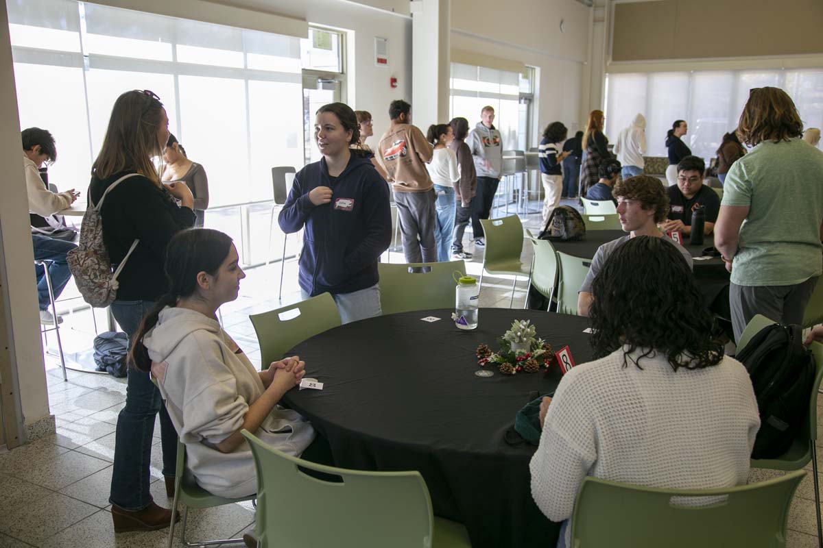 Students attend CHC Honors Luncheon.