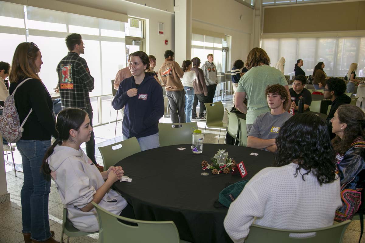 Students attend CHC Honors Luncheon.