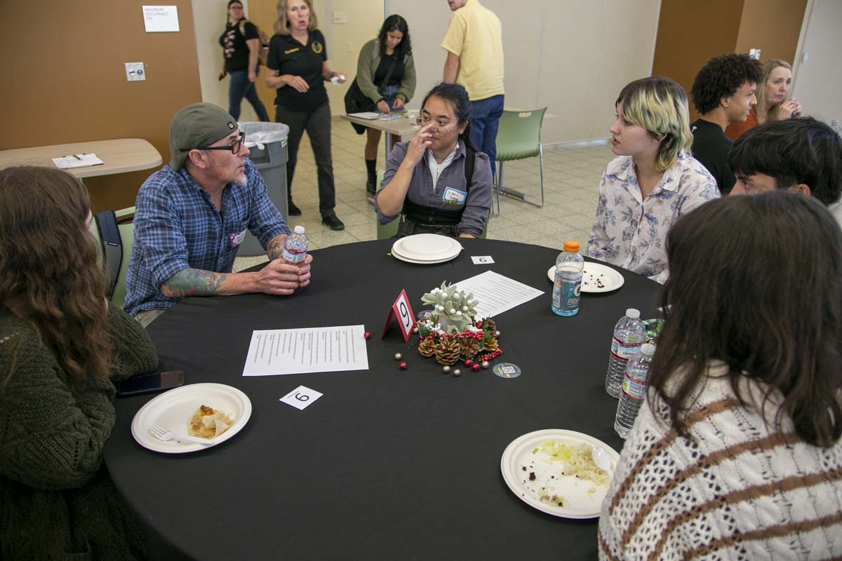 Students attend CHC Honors Luncheon.