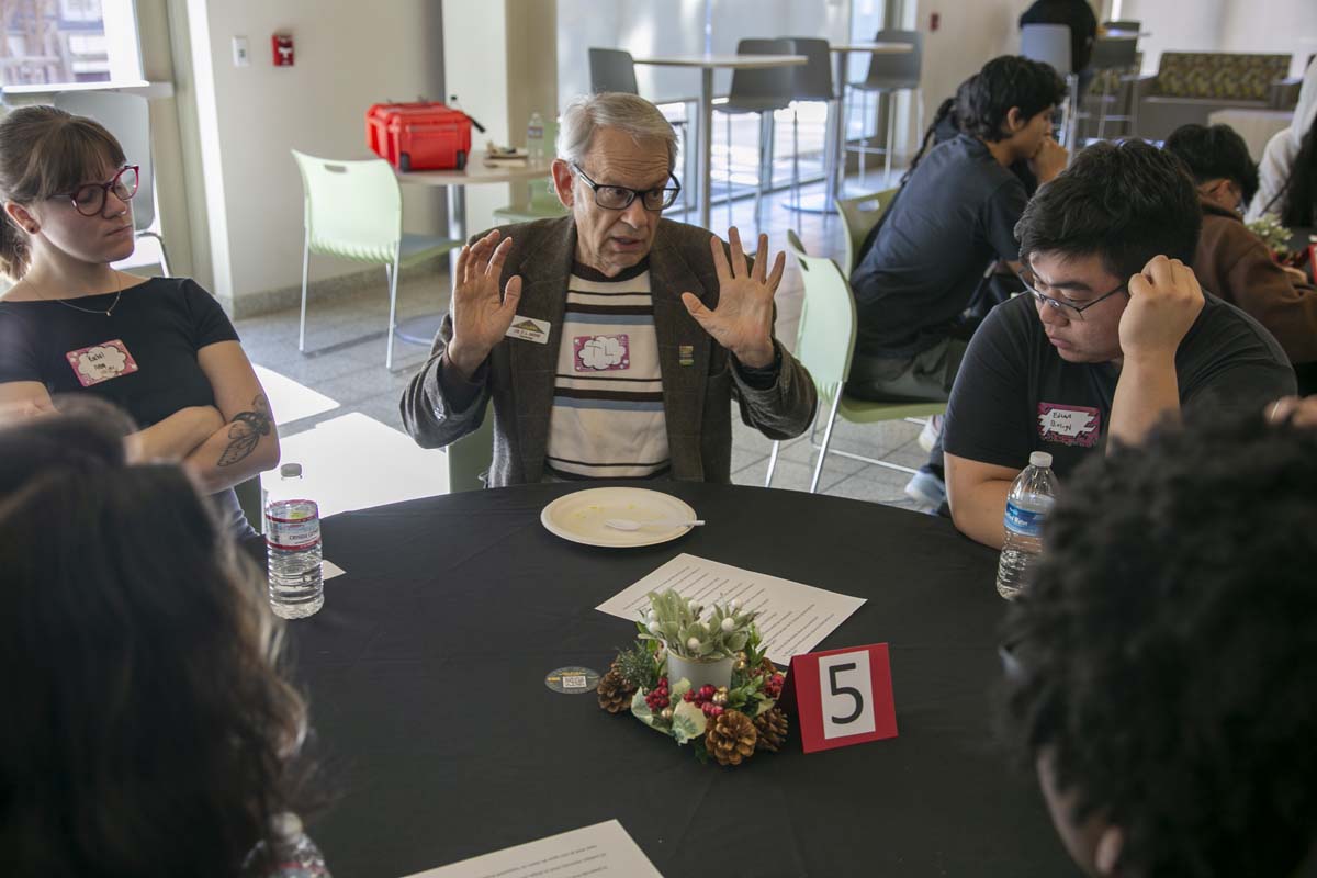 Students attend CHC Honors Luncheon.