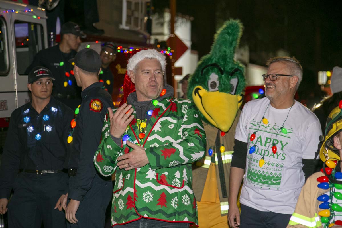 Students & staff attend the Redlands Holiday Parade.