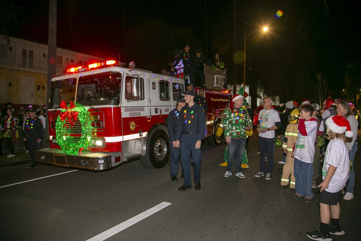 Students & staff attend the Redlands Holiday Parade.