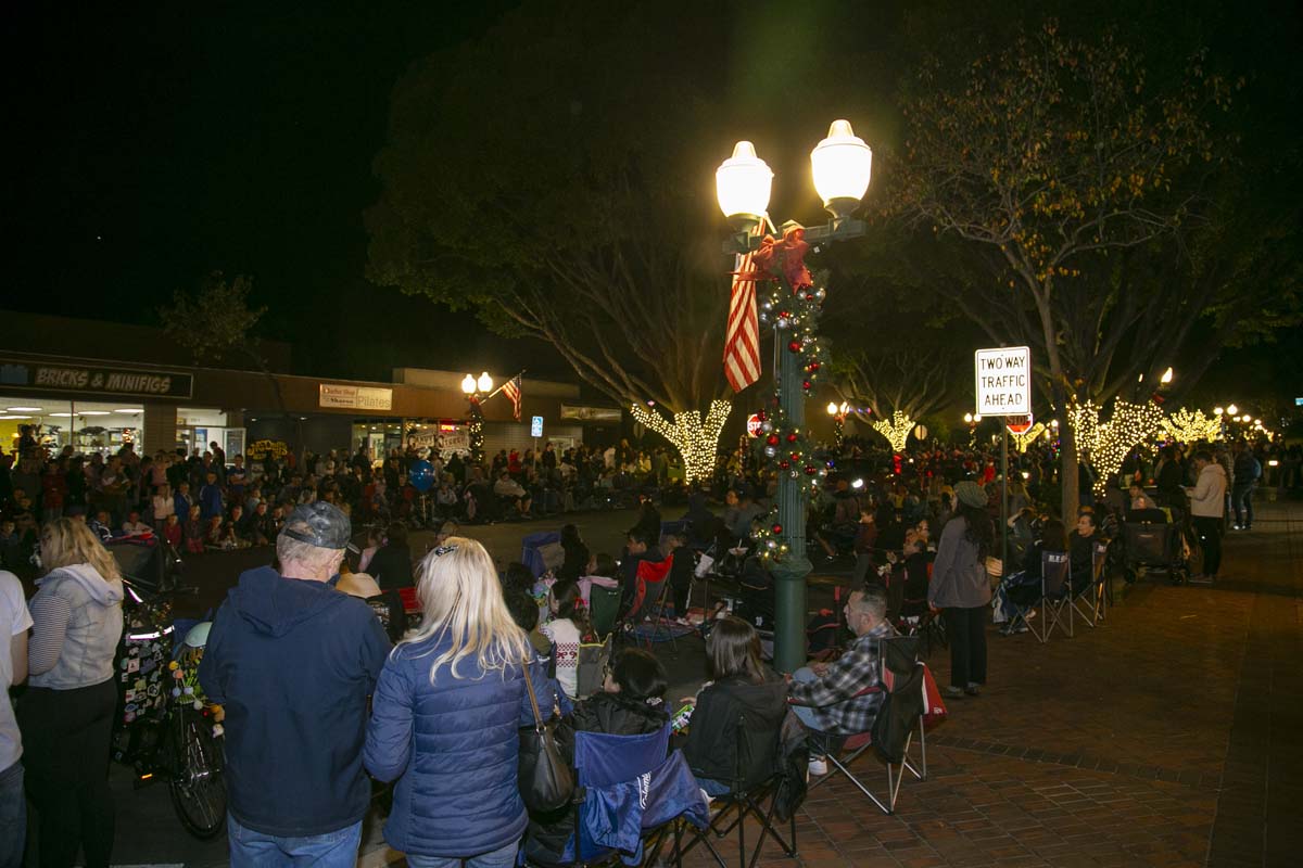 Students & staff attend the Redlands Holiday Parade.