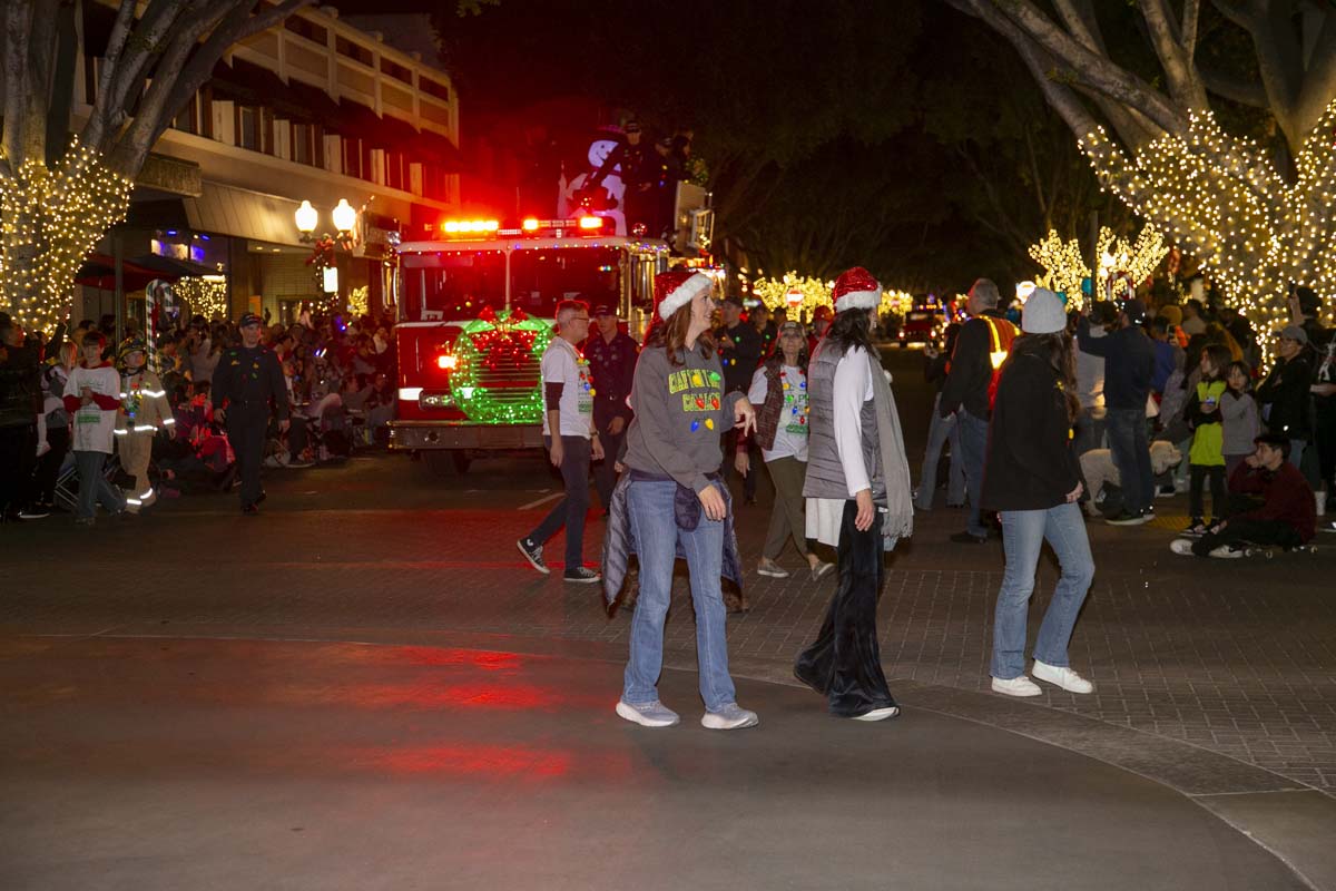 Students & staff attend the Redlands Holiday Parade.