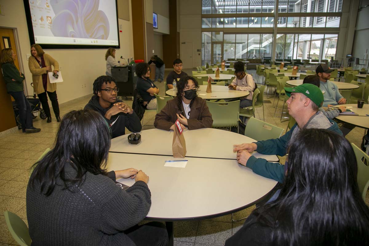 Students attend Honors Meet and Greet and CHC.