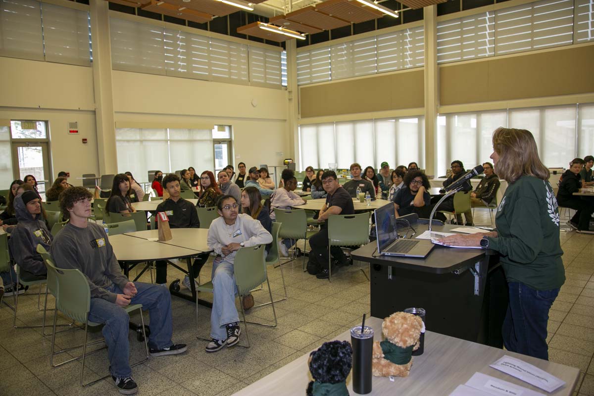 Students attend Honors Meet and Greet and CHC.