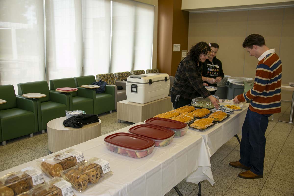 Students attend Honors Meet and Greet and CHC.